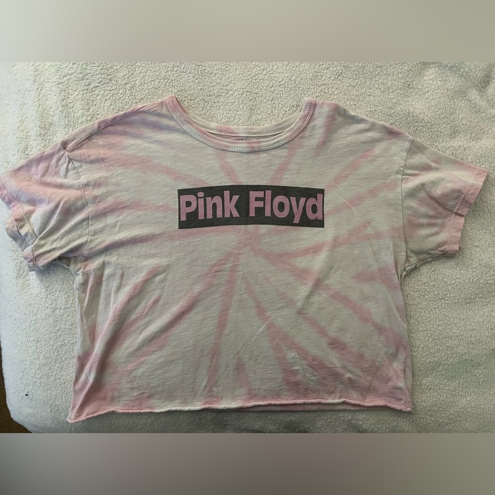 Tailgate (by American Eagle) Pink Floyd Cropped Tie Dye Band Tee
